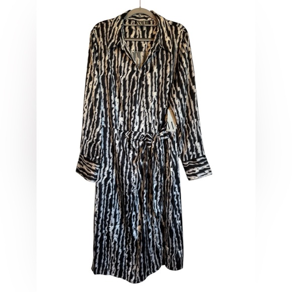 Worthington Dresses & Skirts - Worthington Black and White Patterned Wrap Dress